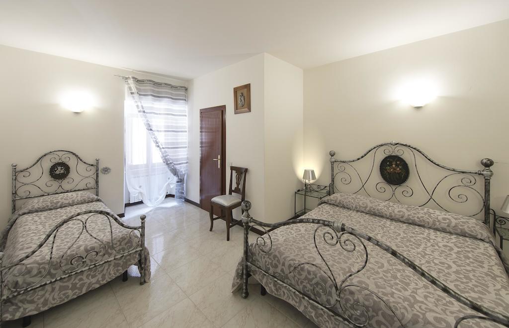 Residenza Di Via Piccardi Bed & Breakfast Gubbio Cameră foto